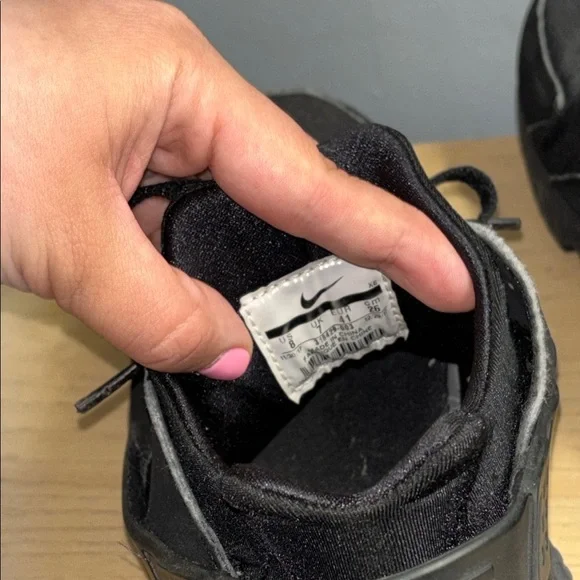 Nike Air Huarache “Triple Black” – Women’s Size 8 - Picture 6 of 9